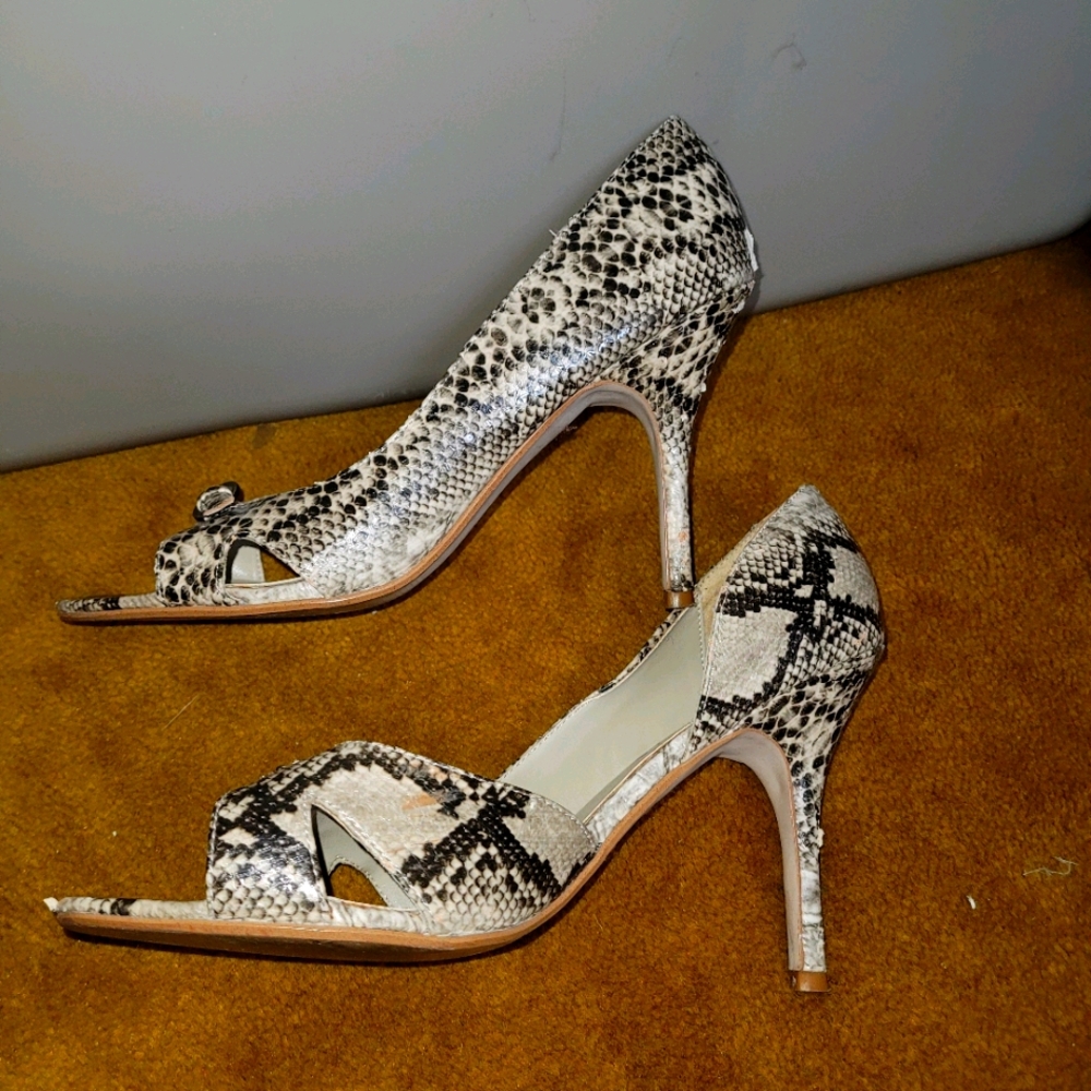 Le Chateau vegan friendly snake skin heels